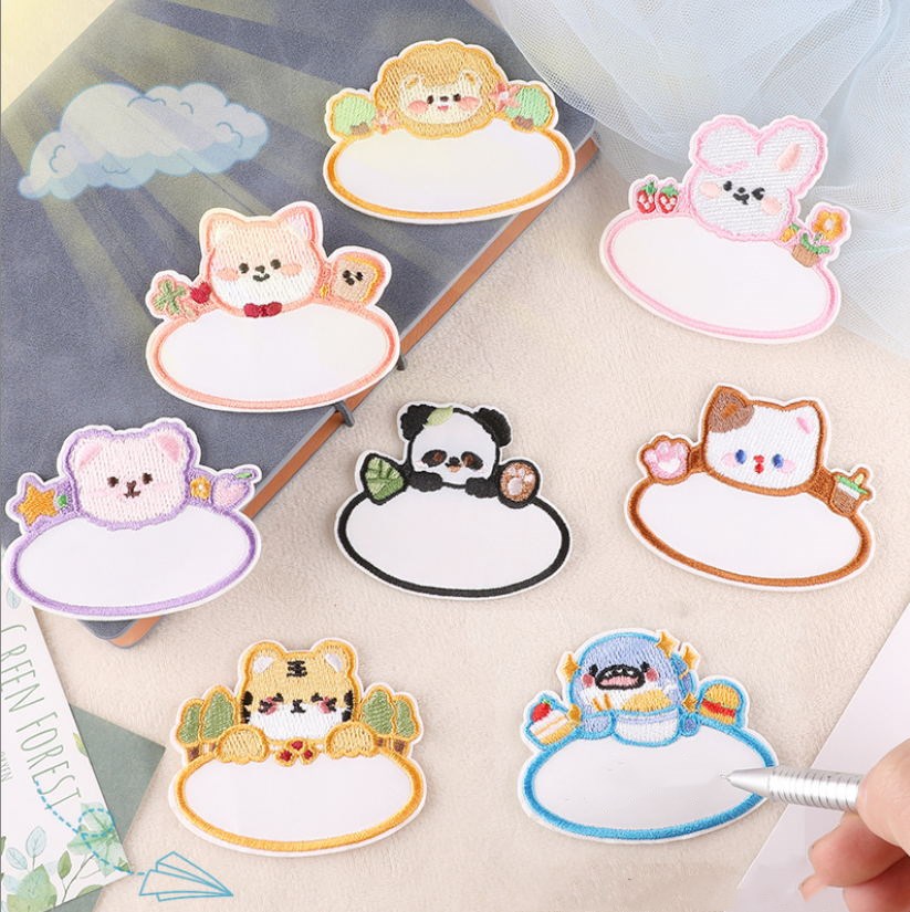 10 stuks naambadges borduurpat - Phone Accessories And Names recensie en prijs